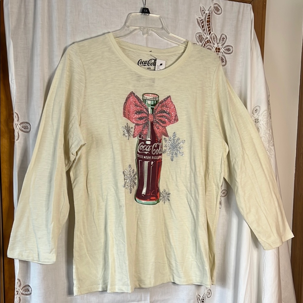 Coca-Cola Graphic Long Sleeve Crew Neck Tee Size 18/20 NWT